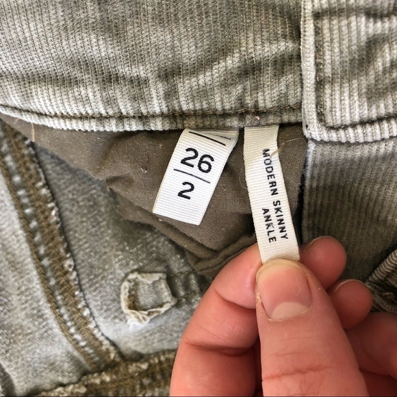 Loft olive green modern skinny ankle moto zip corduroy pants 2 zip pocket detail - Picture 3 of 4